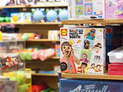 Kinder Haus Toys, craft kits