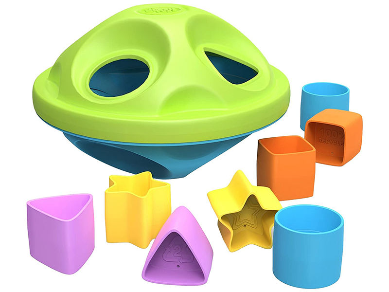 green toys plate set